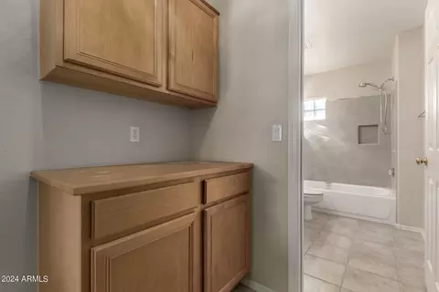 4381 E Lariat Ln, Phoenix, AZ 85050 photo 35