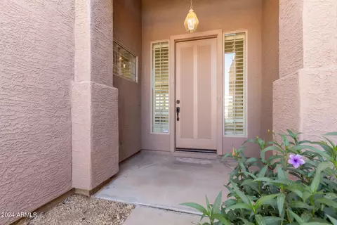 4381 E Lariat Ln, Phoenix, AZ 85050 photo 19