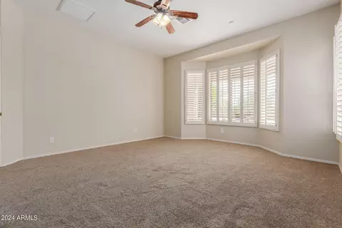 4381 E Lariat Ln, Phoenix, AZ 85050 photo 23