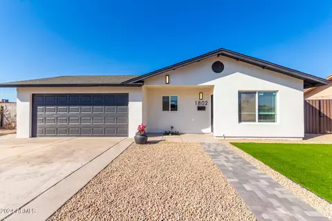 1802 E 2nd St, Mesa, AZ 85203