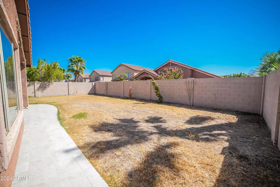 Exterior - 7469 W Monona Dr, Glendale, AZ 85308 photo 7 of 8