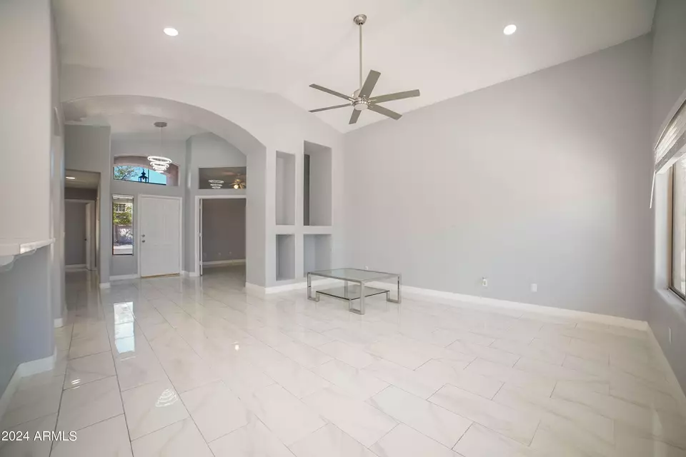 Living - 7469 W Monona Dr, Glendale, AZ 85308 photo 2 of 4