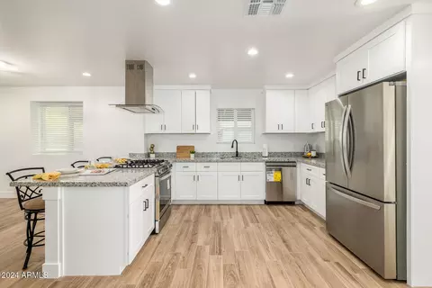4433 S 3rd St, Phoenix, AZ 85040