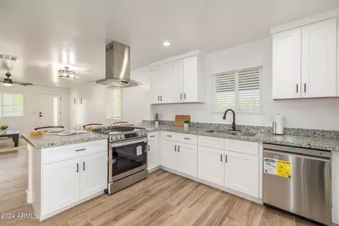 4433 S 3rd St, Phoenix, AZ 85040 photo 8