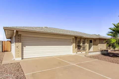 4548 Emerald Cir, Mesa, AZ 85206 photo 2
