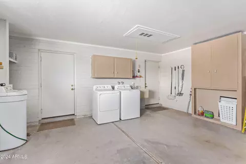 4548 Emerald Cir, Mesa, AZ 85206 photo 39