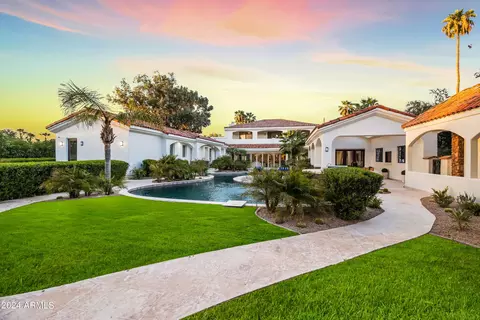6933 E Fanfol Dr, Paradise Valley, AZ 85253