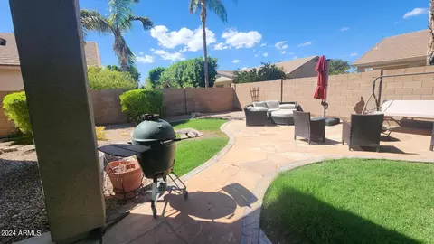 4046 E Del Rio St, Gilbert, AZ 85295 photo 2