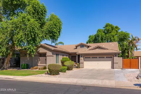 4046 E Del Rio St, Gilbert, AZ 85295