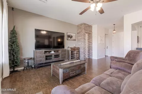 4046 E Del Rio St, Gilbert, AZ 85295 photo 5