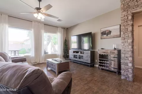 4046 E Del Rio St, Gilbert, AZ 85295 photo 6