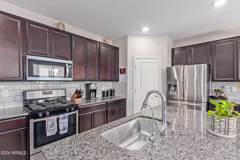 91 E Liberty Ln, Gilbert, AZ 85296 photo 10