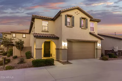 91 E Liberty Ln, Gilbert, AZ 85296
