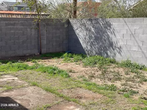 634 E Clarendon Ave, Phoenix, AZ 85012 photo 13