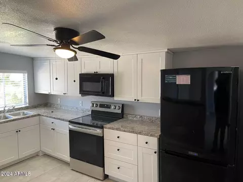 634 E Clarendon Ave, Phoenix, AZ 85012 photo 3
