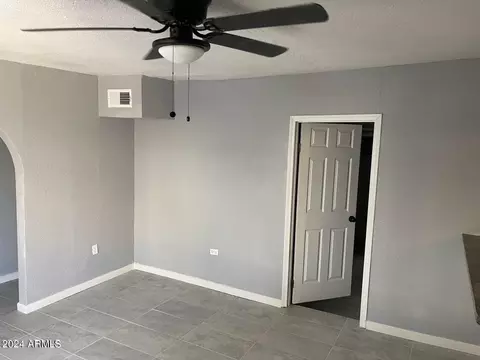 634 E Clarendon Ave, Phoenix, AZ 85012 photo 10