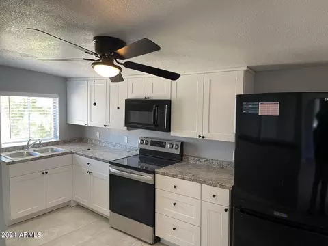 634 E Clarendon Ave, Phoenix, AZ 85012 photo 4