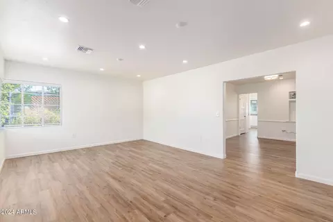 501 E Pasadena Ave, Phoenix, AZ 85012 photo 8