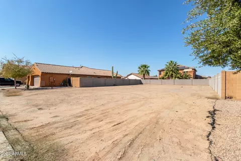 45674 W Meadows Ln #88, Maricopa, AZ 85139