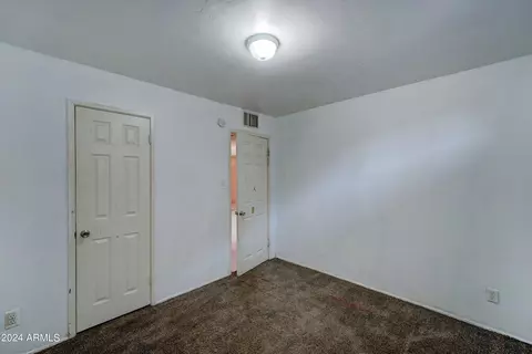 2215 E Nancy Ln, Phoenix, AZ 85042 photo 16