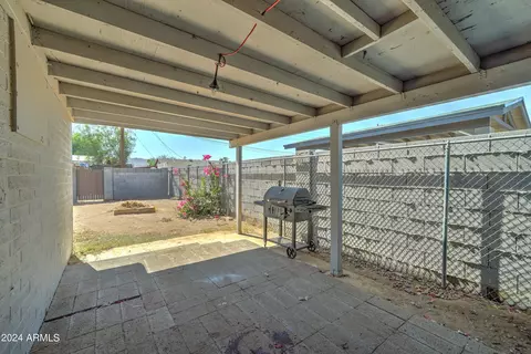 2215 E Nancy Ln, Phoenix, AZ 85042 photo 27