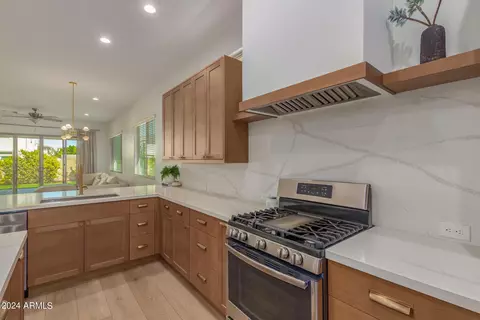 3132 E Austin Dr, Gilbert, AZ 85296 photo 11