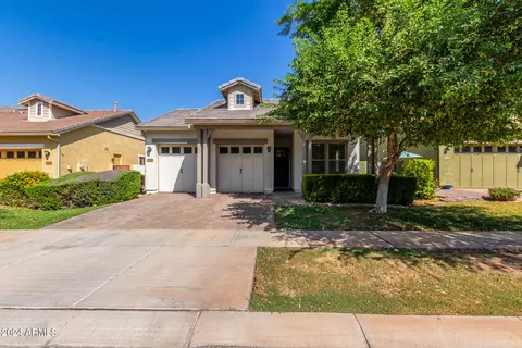 3132 E Austin Dr, Gilbert, AZ 85296 photo 2