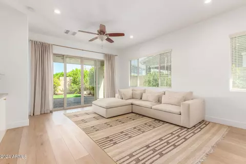 3132 E Austin Dr, Gilbert, AZ 85296 photo 5