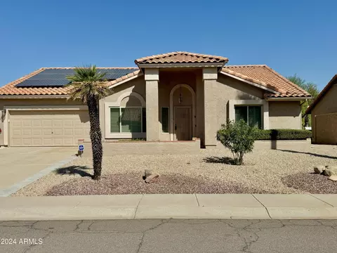 9422 W Tonto Ln, Peoria, AZ 85382