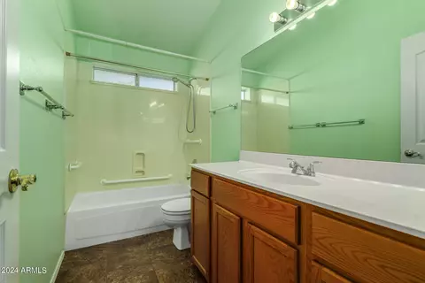 7541 E Greenway Cir, Mesa, AZ 85207 photo 9