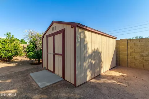 7541 E Greenway Cir, Mesa, AZ 85207 photo 14