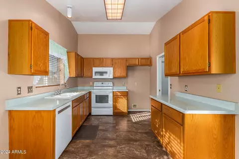 7541 E Greenway Cir, Mesa, AZ 85207 photo 27
