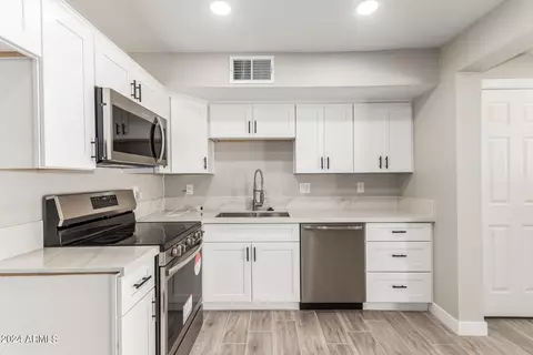9235 S 8th Ave, Phoenix, AZ 85041 photo 9