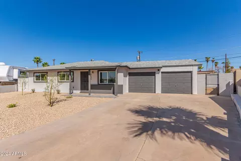 9235 S 8th Ave, Phoenix, AZ 85041