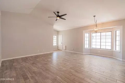 18043 N 12th Pl, Phoenix, AZ 85022 photo 11