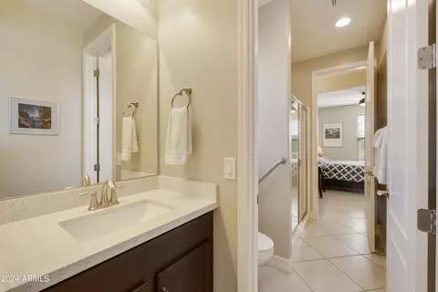 Bath - 10566 E Twister Ave, Mesa, AZ 85212 photo 2 of 5