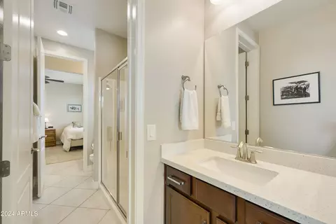 Bath - 10566 E Twister Ave, Mesa, AZ 85212 photo 4 of 5