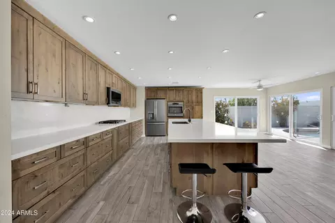 10834 W Tropicana Cir, Sun City, AZ 85351