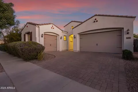 10521 E Hawk Ave, Mesa, AZ 85212 photo 5