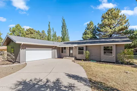 3780 E Ramble Wood Dr, Flagstaff, AZ 86004