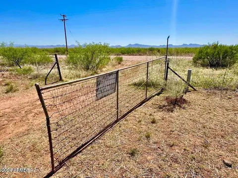 tbd W Alvarado Ln 130 Acres -- #-, Douglas, AZ 85607
