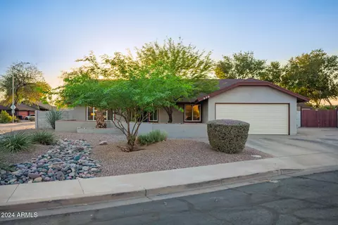 Exterior - 950 E Inca St, Mesa, AZ 85203 photo 1 of 5