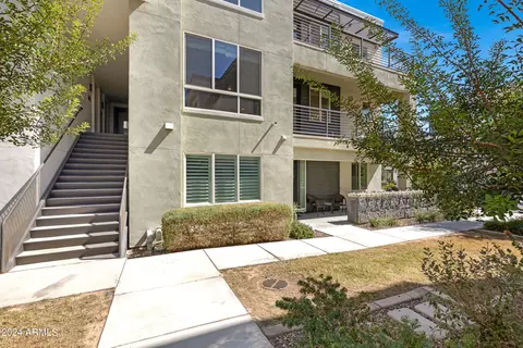 1250 N Abbey Ln #207, Chandler, AZ 85226
