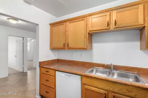 1951 E Monte Vista Rd, Phoenix, AZ 85006 photo 16
