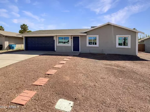 2731 E John Cabot Rd, Phoenix, AZ 85032
