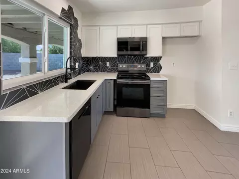 2731 E John Cabot Rd, Phoenix, AZ 85032 photo 6