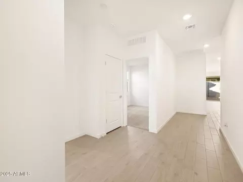 16030 W Hackamore Dr, Surprise, AZ 85387 photo 7