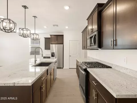 16030 W Hackamore Dr, Surprise, AZ 85387 photo 12