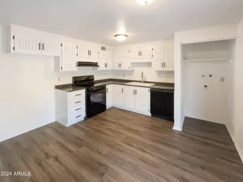 1440 W Willow Ave, Phoenix, AZ 85029 photo 6