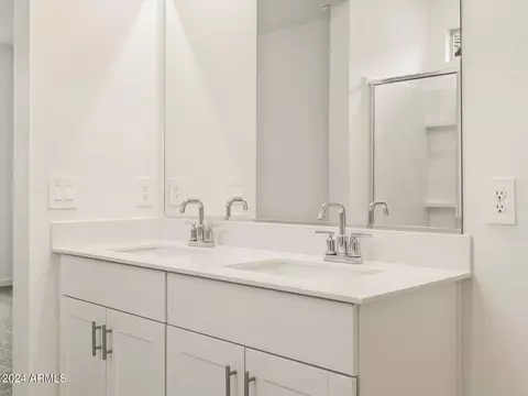 16032 W Hackamore Dr, Surprise, AZ 85387 photo 25